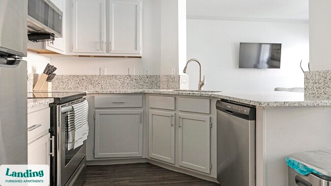 Building Photo - 19275 Stone Oak Pkwy