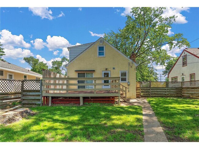 Building Photo - 3362 Library Ln