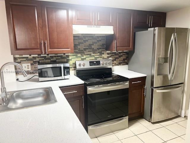 Foto del edificio - 10757 Cleary Blvd