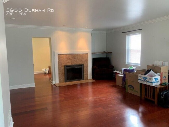 Foto del edificio - 3955 Durham Rd