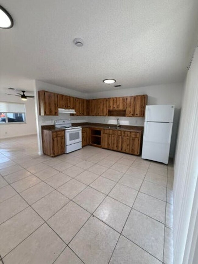 Foto del edificio - 4163 42nd Ave S