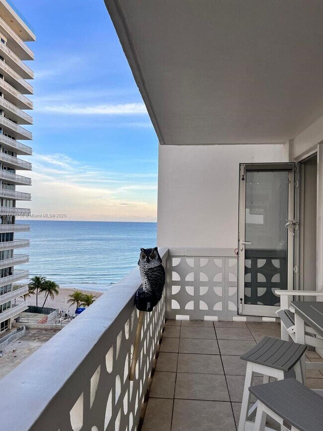 Building Photo - 4010 Galt Ocean Dr
