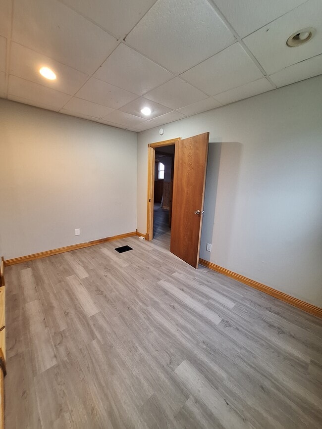 Building Photo - 308 2nd St