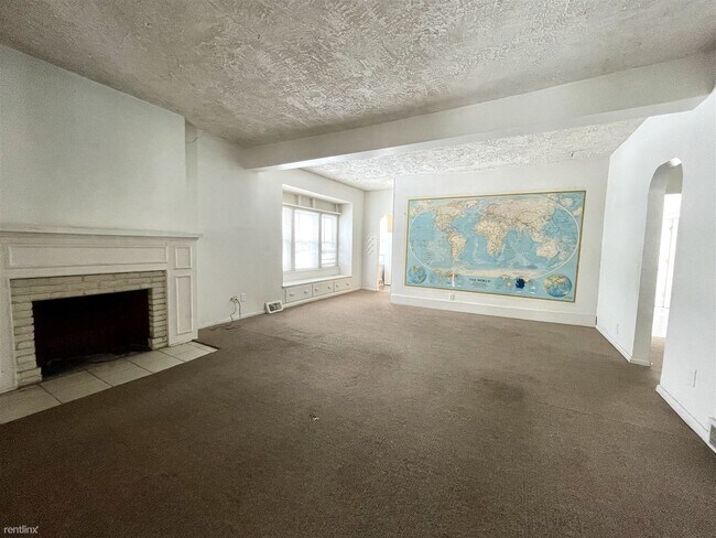 Building Photo - 4 br, 2 bath House - 501 North Alameda Avenue