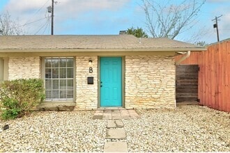 Building Photo - 5412 Manor Rd