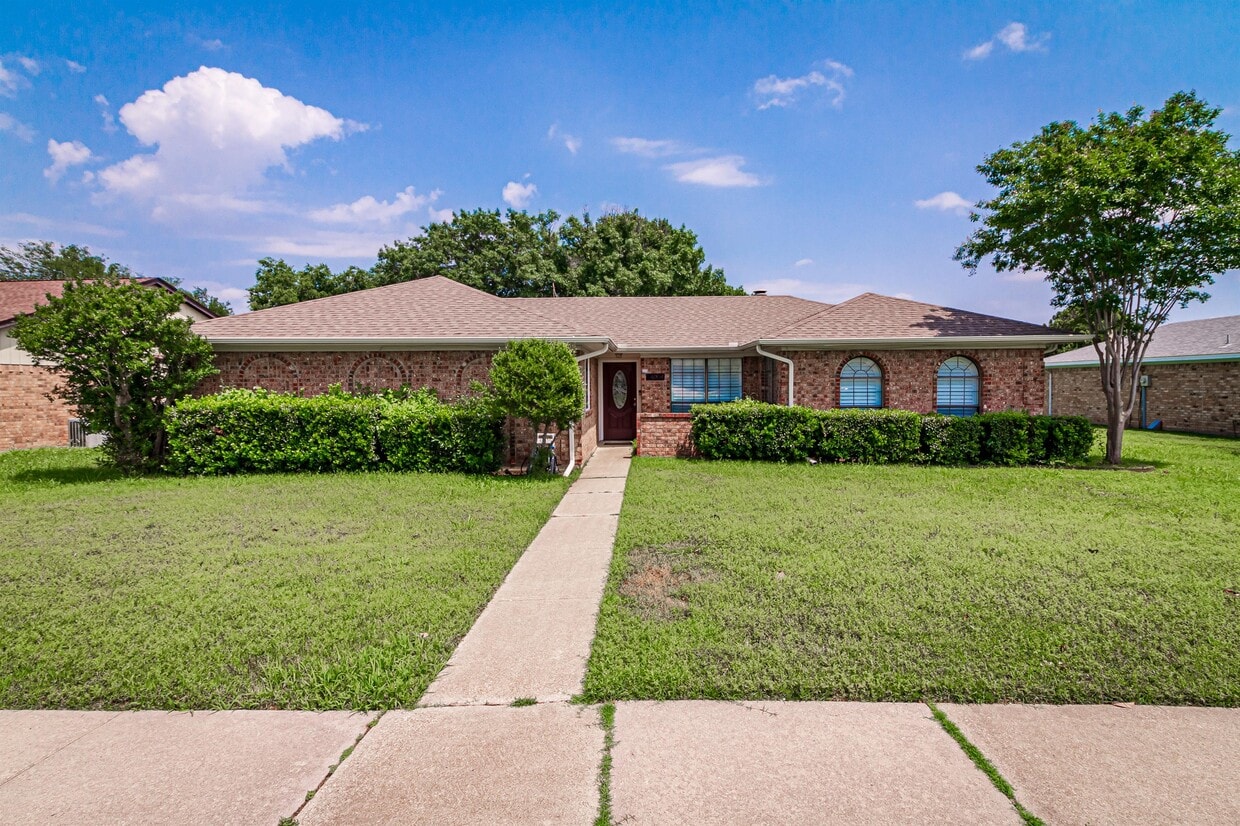 4004 Cavalry Dr, Plano, TX 75023 House Rental in Plano, TX