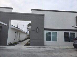 Building Photo - 3530 S Dominique Dr