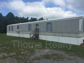 Building Photo - 81 Matts Ln