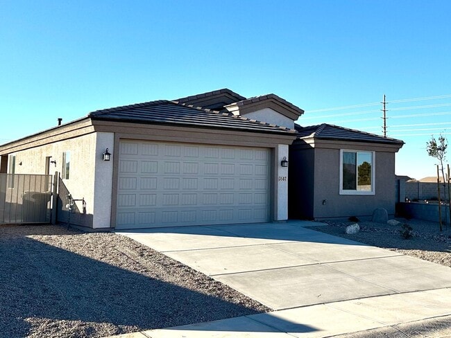 Foto del edificio - Come Check Out this Beautiful 2025 New Build!!!!