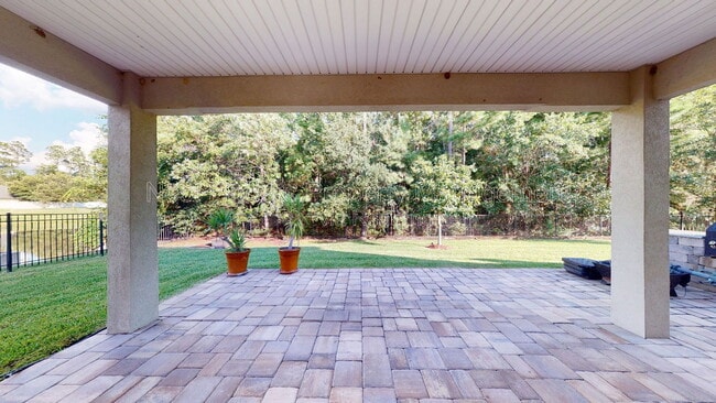 Building Photo - 2588 Cody Dr
