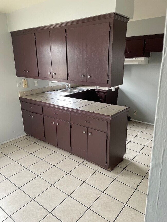 Foto del edificio - 6508-6510 N 56th St