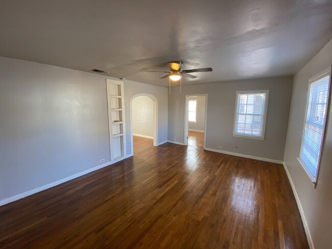 Foto del edificio - Pre-Leasing for Summer/Fall 2026 - 2/1 Close to TTU