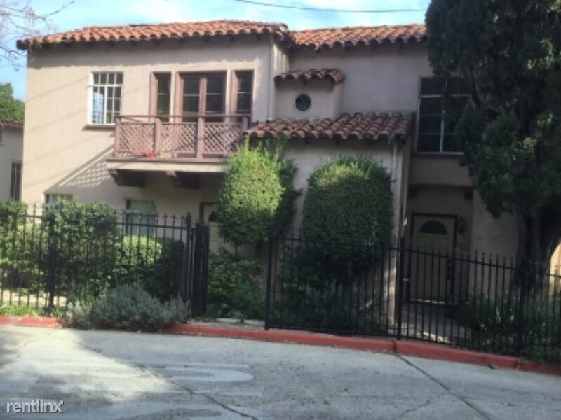 Primary Photo - 3 br, 2 bath Apartment - 2232 N Gower St