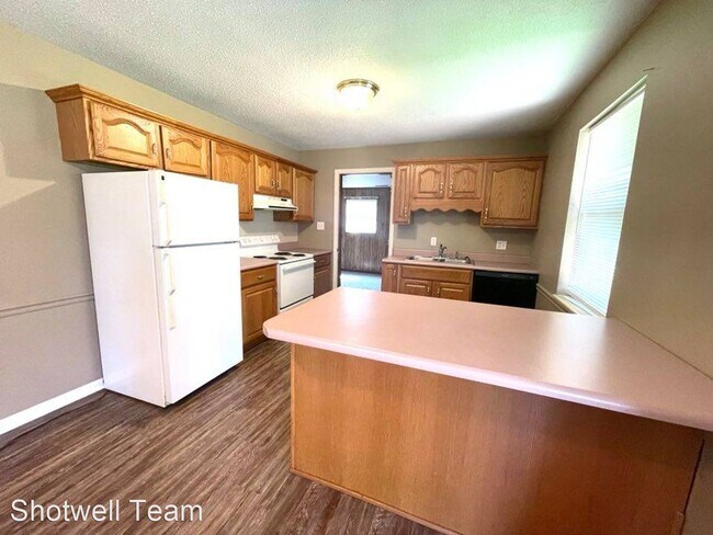 Building Photo - 4 br, 2 bath House - 7304 Meadowbrook Cir