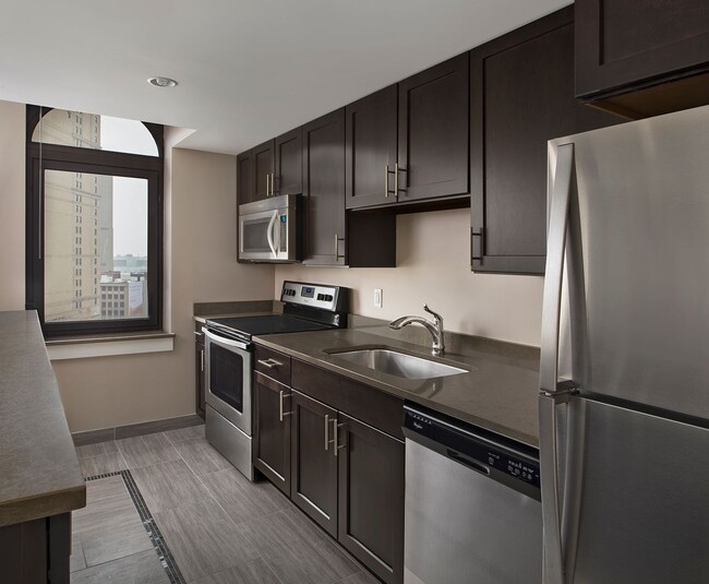 Interior Photo - Detroit Savings Bank