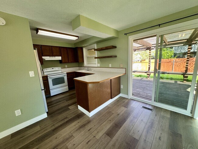 Foto del edificio - 5294 Waterwheel Dr