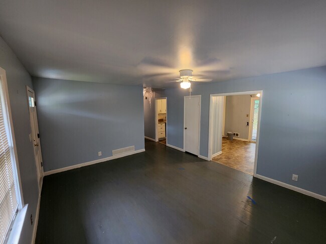 Building Photo - 1442 Greenwillow Dr