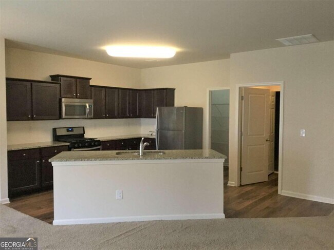 Foto del edificio - 1041 Walnut Creek Cir