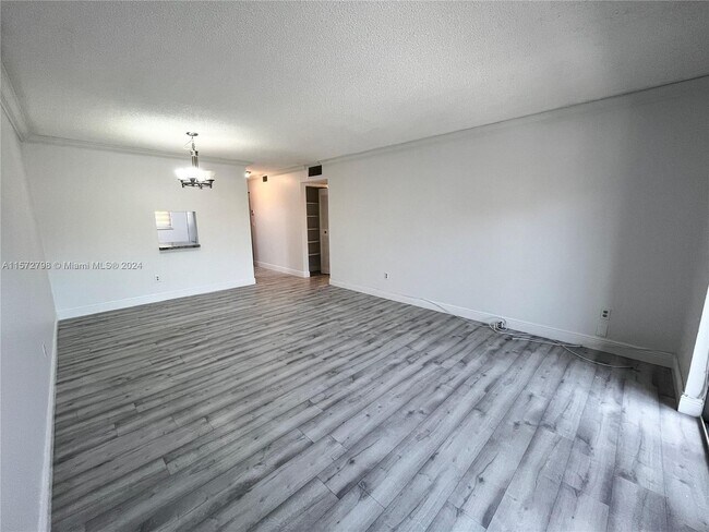 Building Photo - 7740 Camino Real