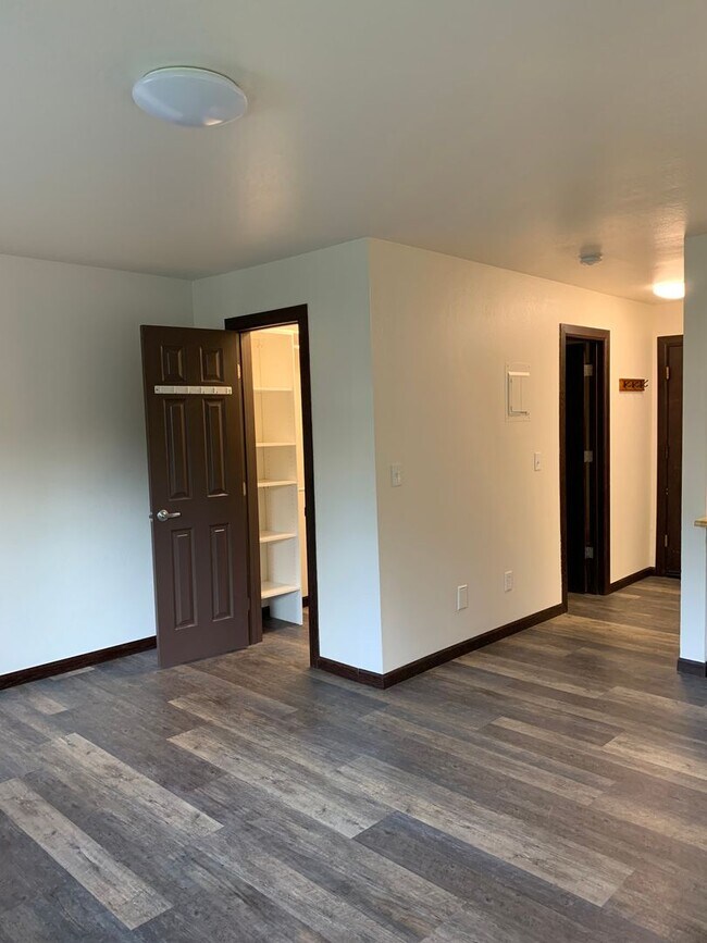 Foto del edificio - ERTL-1336 W 23rd Ave.