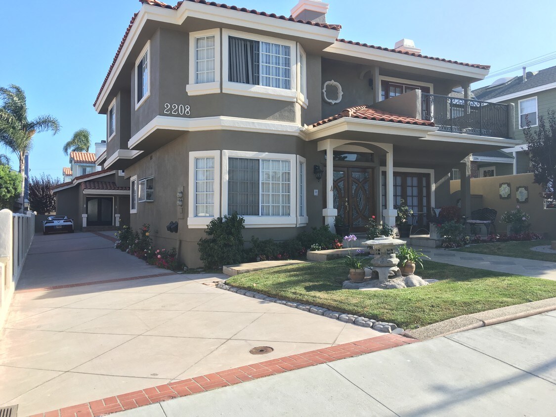 2208 Huntington Ln, Redondo Beach, CA 90278 Townhome Rentals in Redondo Beach CA
