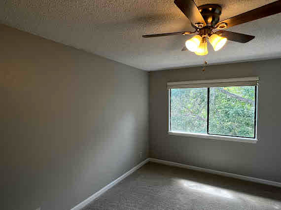 Building Photo - 8635 Clay St