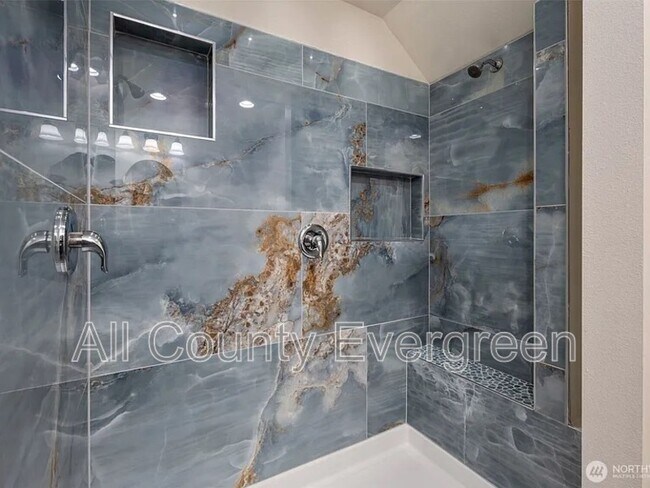 Foto del edificio - 14204 67th Ave Ct E