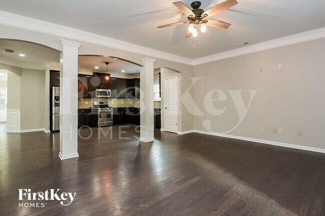 Building Photo - 100 Stone Manor Ct