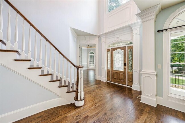 Building Photo - 105 Chablis Ct