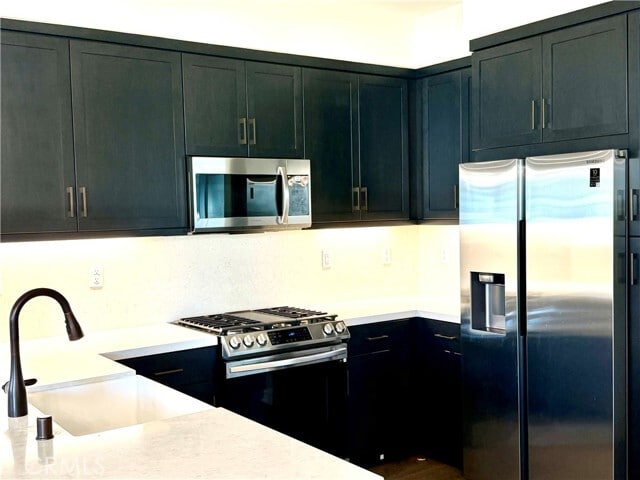 Building Photo - 812 Arletta Wy