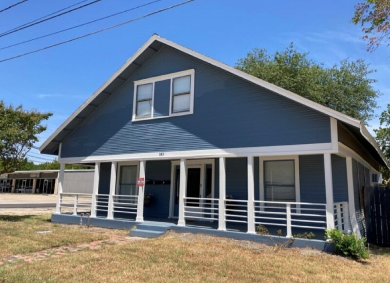 1103 E Moore Ave Unit A, Terrell, TX 75160 Room for Rent in Terrell