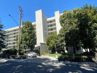 Building Photo - 700 W 7th Ave