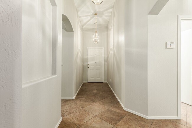 Foto del edificio - 25852 W Globe Ave