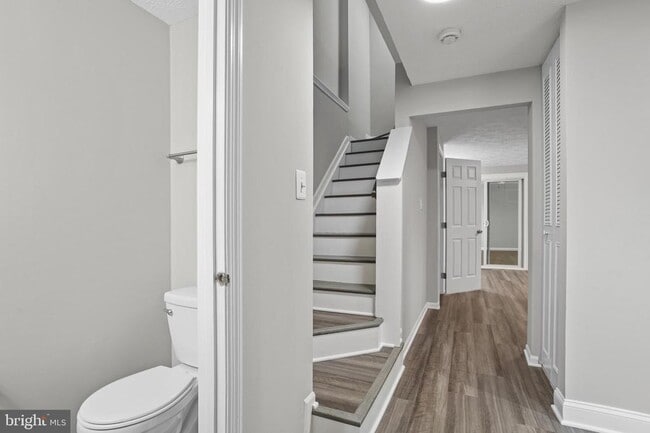 Building Photo - 10506 Lime Tree Way