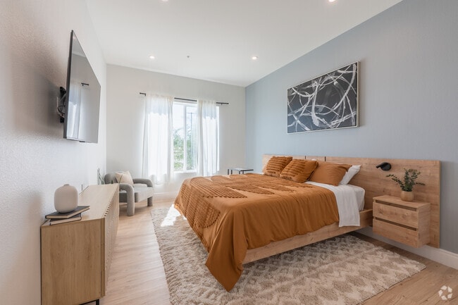 C1 - Second Bedroom - Otonomus