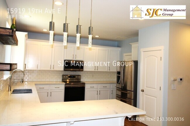 Foto del edificio - 15919 19th Ave E