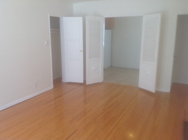 LIVING ROOM - 340 N Curson Ave