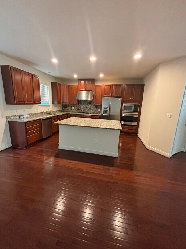 Foto del edificio - 2655 Glenriver Way