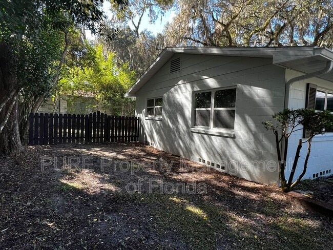 Foto del edificio - 1220 SE 3rd St