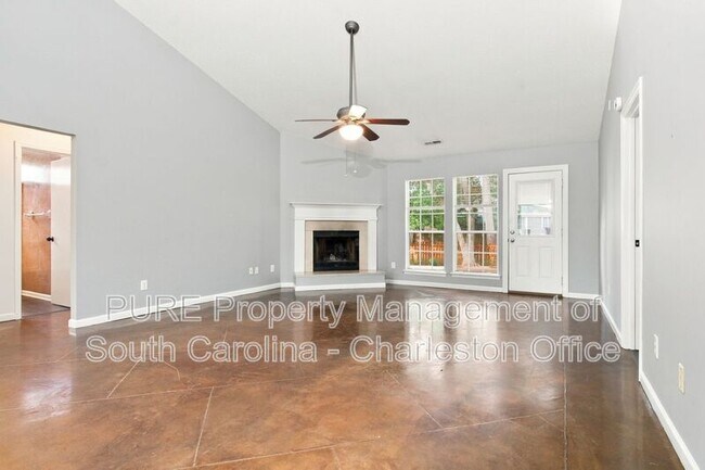 Foto del edificio - 8688 Spring Chapel Ln