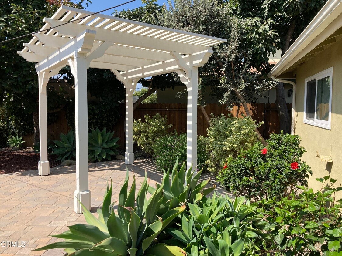 Building Photo - 4631 Olds Rd