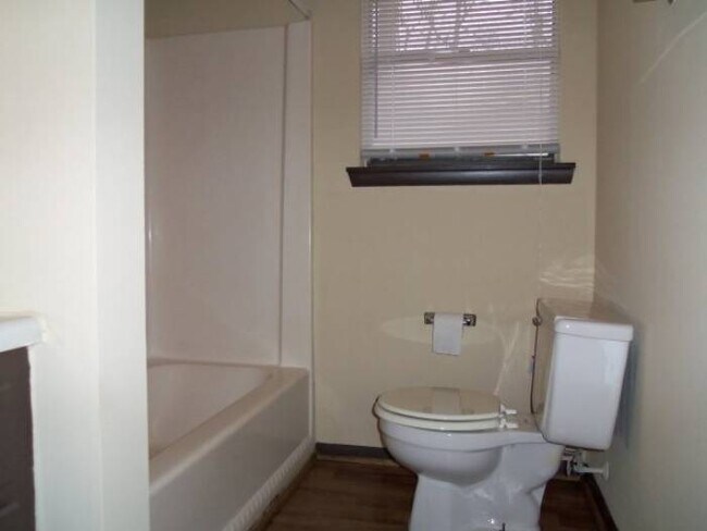 Building Photo - 143 Loblolly Dr