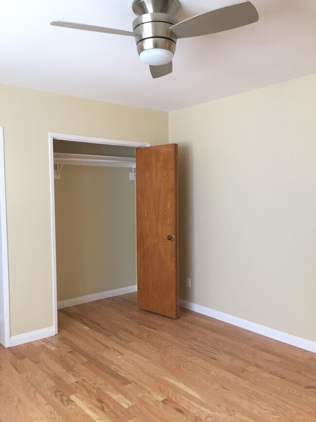 Foto del edificio - 10961 Palms Blvd