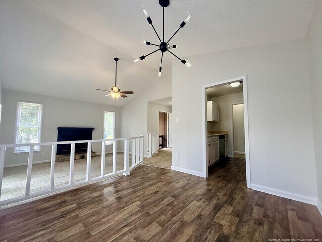 Building Photo - 6868 Candlewood Dr