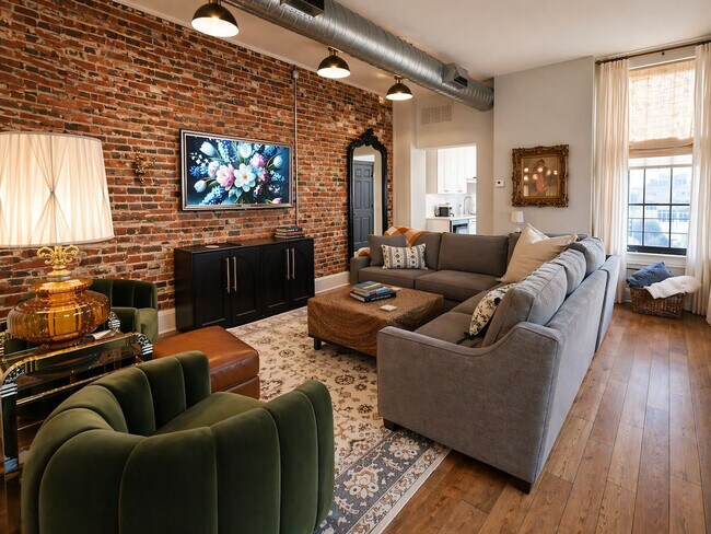 Foto del edificio - 124 W 9th St