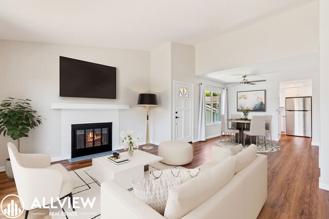 Gorgeous 2 bed/2 baths, located in the highly desired community of Woodbridge. - Gorgeous 2 bed/2 baths, located in the highly desired community of Woodbridge. Apartment