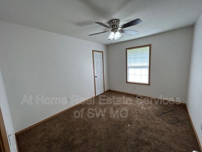 Building Photo - 114 Bailey Cir