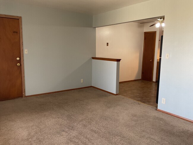 Foto del edificio - 9729 - 9739 W Hampton Ave