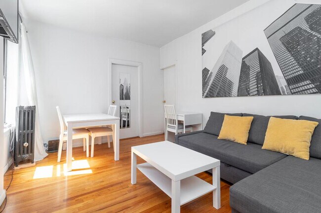 Foto del edificio - 1794 1st Ave