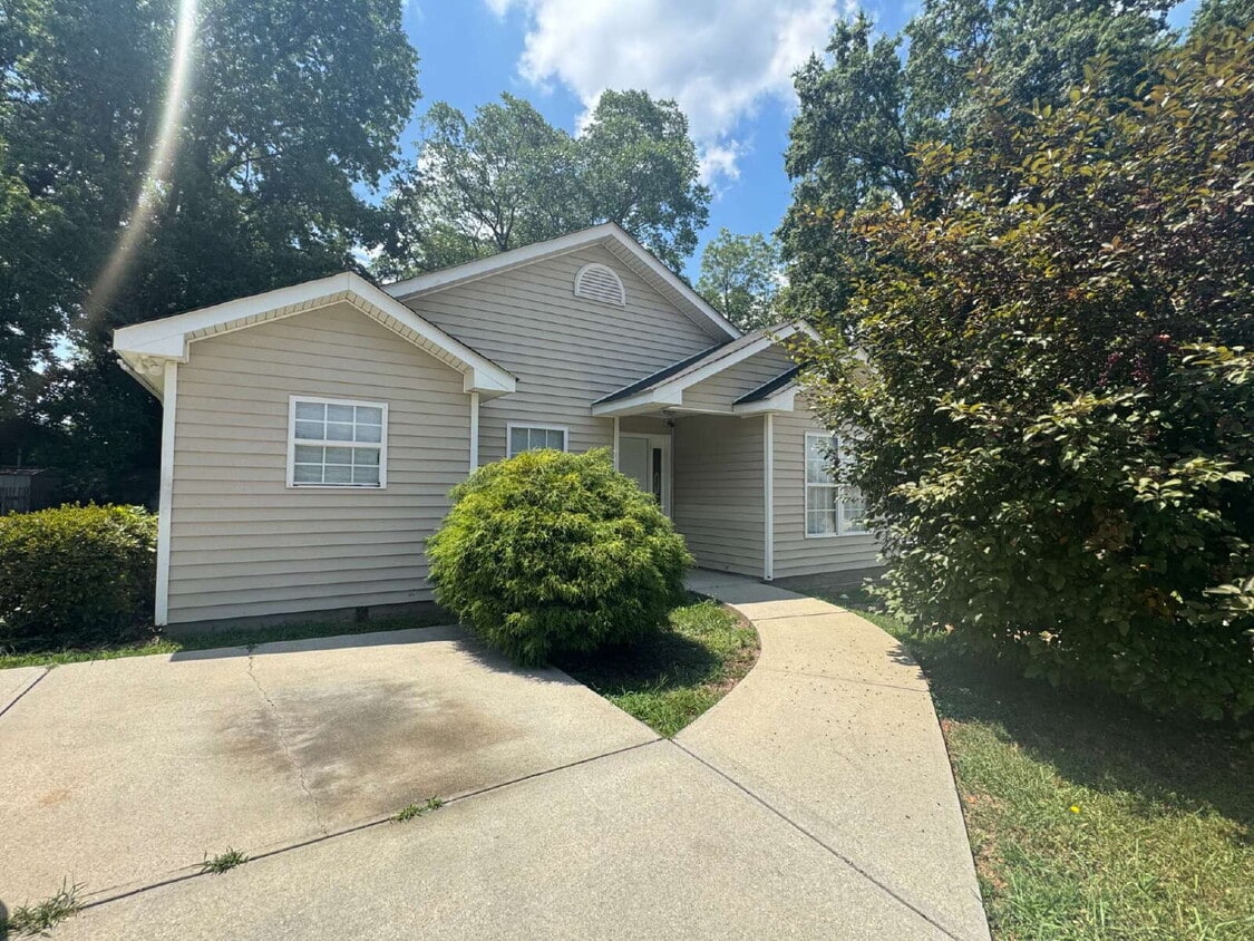 Primary Photo - Brand New Rental Listing – Steps from Down...